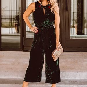 Adelyn Rae green velvet jumpsuit, Small